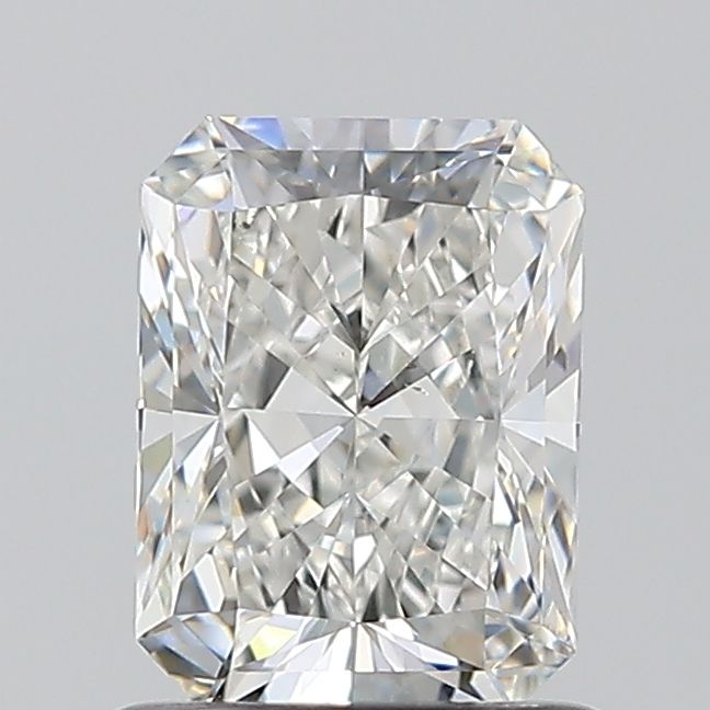 Radiant cut diamond with brilliant facets, showcasing clarity and sparkle for engagement rings or fine jewelry.