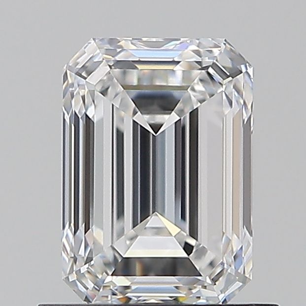 Emerald cut diamond with brilliant facets, showcasing clarity and sparkle for engagement rings or fine jewelry.