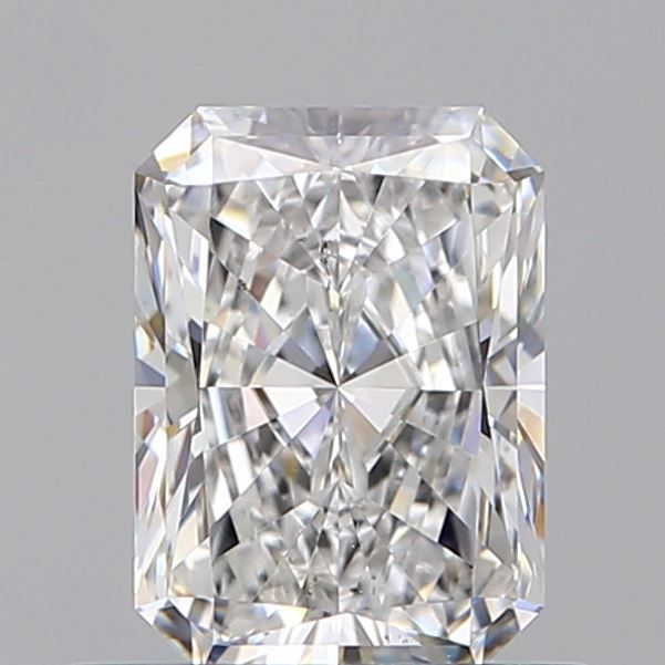Radiant cut diamond with brilliant facets, showcasing clarity and sparkle for engagement rings or fine jewelry.