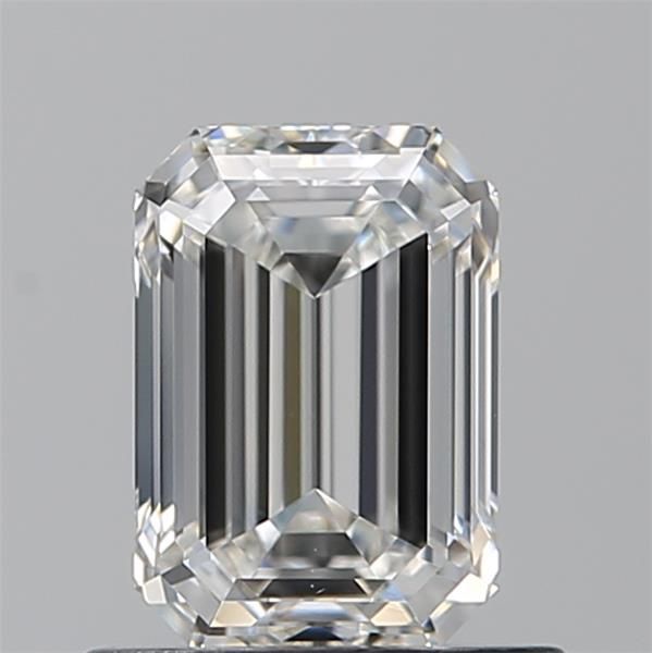 Emerald cut diamond with brilliant facets, showcasing clarity and sparkle for engagement rings or fine jewelry