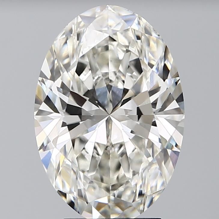 Oval cut natural diamond with brilliant facets, showcasing fire and sparkle for engagement rings