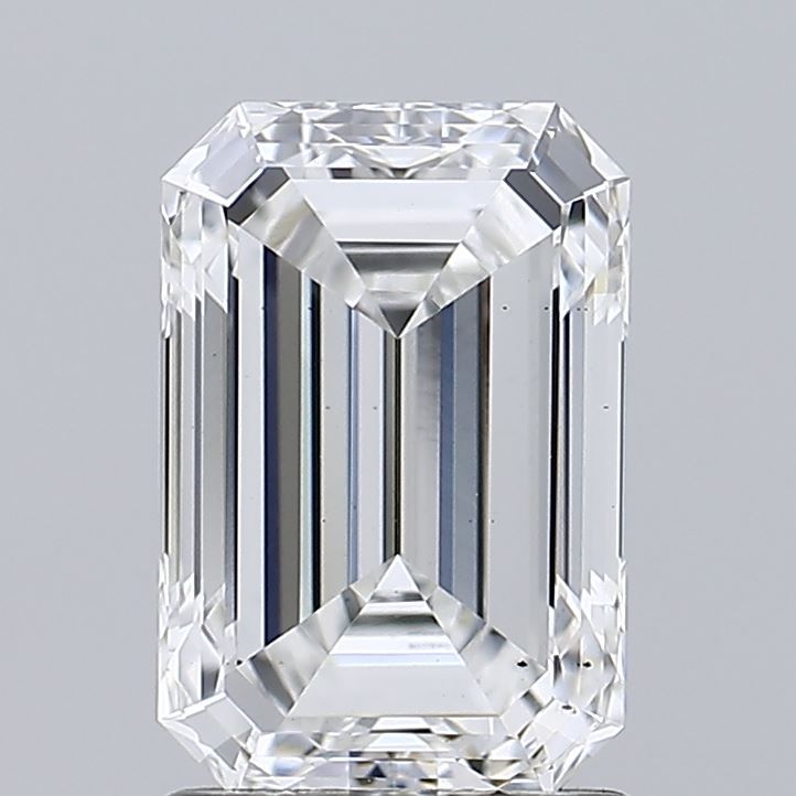 Sparkling emerald cut diamond with precise facets, showcasing brilliance and clarity for engagement rings.