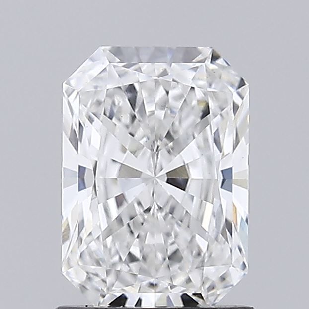 Radiant cut diamond with brilliant facets, showcasing clarity and sparkle for engagement rings or fine jewelry.