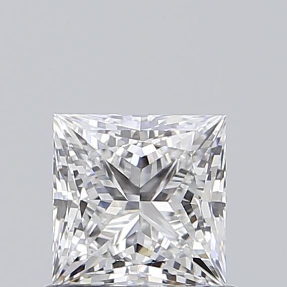 Sparkling princess cut diamond with brilliant facets, ideal for engagement rings and fine jewelry