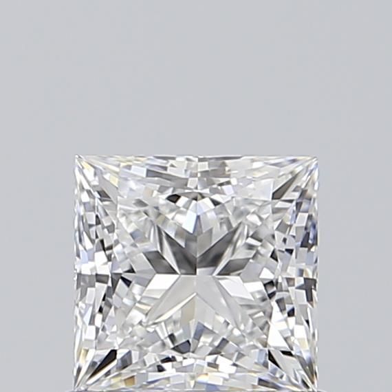Sparkling princess cut diamond with brilliant facets, ideal for engagement rings and fine jewelry