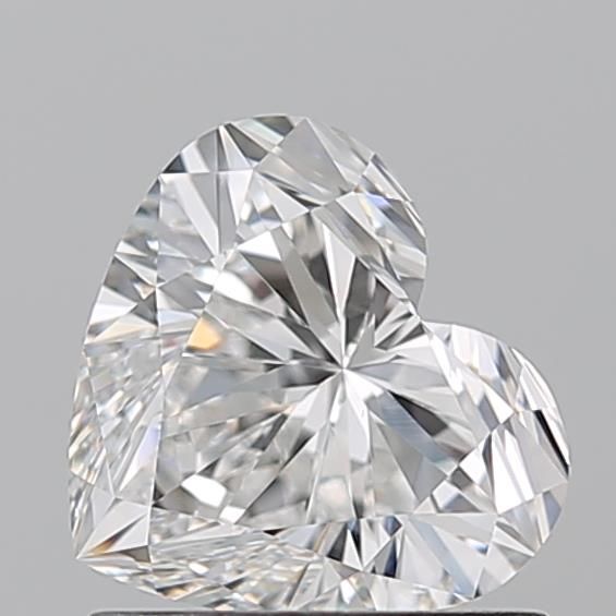 Sparkling heart-shaped diamond with brilliant facets, ideal for engagement rings and fine jewelry.