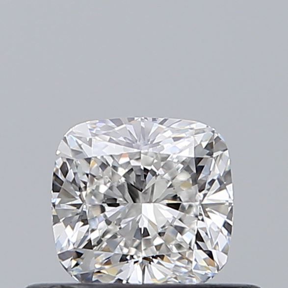 Cushion cut diamond with brilliant facets, ideal for engagement rings and fine jewelry settings