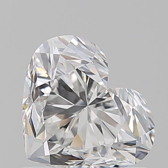Sparkling heart-shaped diamond with brilliant facets, ideal for engagement rings and fine jewelry.