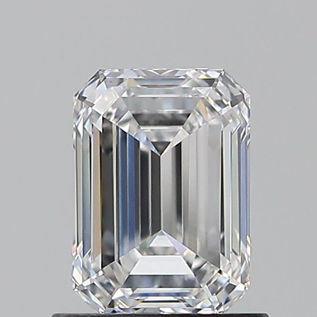 Radiant cut diamond with brilliant facets, showcasing clarity and sparkle against neutral background