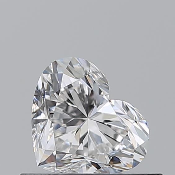 Sparkling heart-shaped diamond with brilliant facets, ideal for engagement rings or luxury jewelry