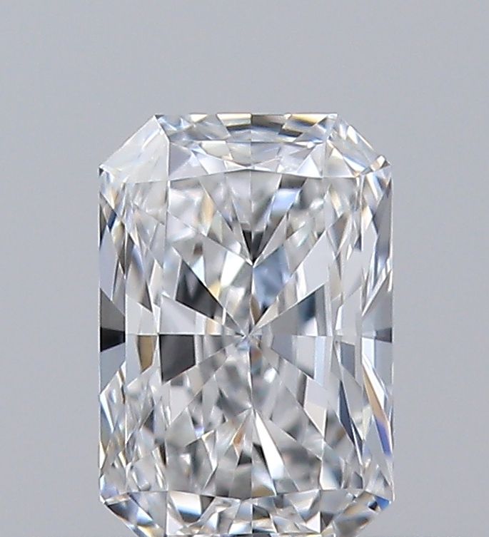 Radiant cut diamond with brilliant facets, showcasing clarity and sparkle for engagement rings or fine jewelry.