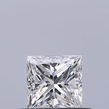 Sparkling princess cut diamond with brilliant facets, ideal for engagement rings or fine jewelry settings.