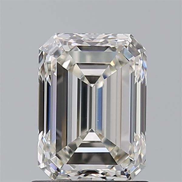 Emerald cut diamond with brilliant facets, showcasing clarity and sparkle for engagement rings or fine jewelry