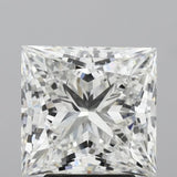 Sparkling princess cut diamond with brilliant facets, ideal for engagement rings and fine jewelry