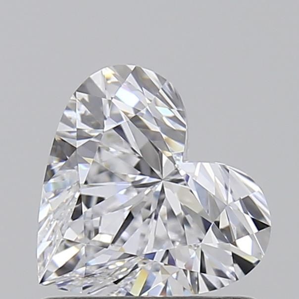 Sparkling heart-shaped diamond with brilliant facets, ideal for engagement rings or fine jewelry
