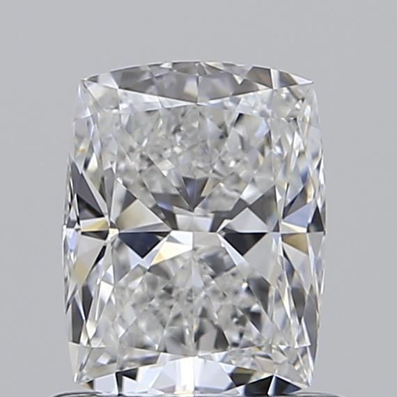 Oval-cut natural diamond with brilliant facets, ideal for engagement rings and fine jewelry settings