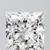 Sparkling princess cut diamond with brilliant facets, ideal for engagement rings and fine jewelry