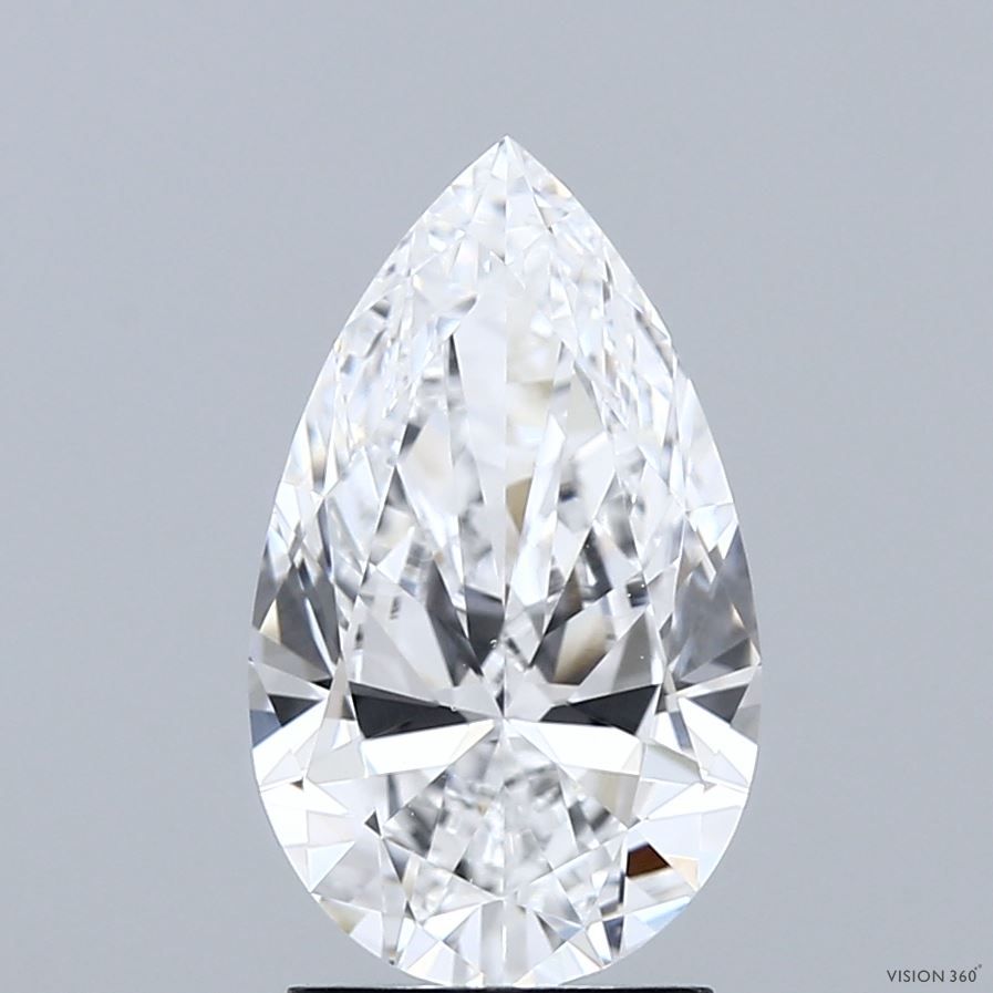 Sparkling pear-shaped diamond with brilliant facets, ideal for engagement rings and fine jewelry