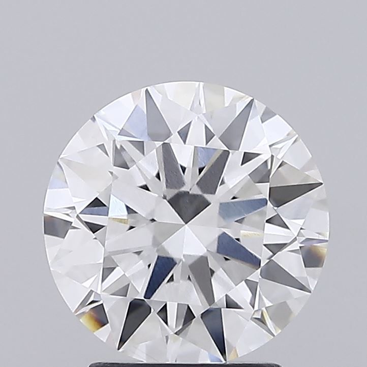 Round brilliant cut diamond with exceptional sparkle and fire, ideal for engagement rings and custom jewelry