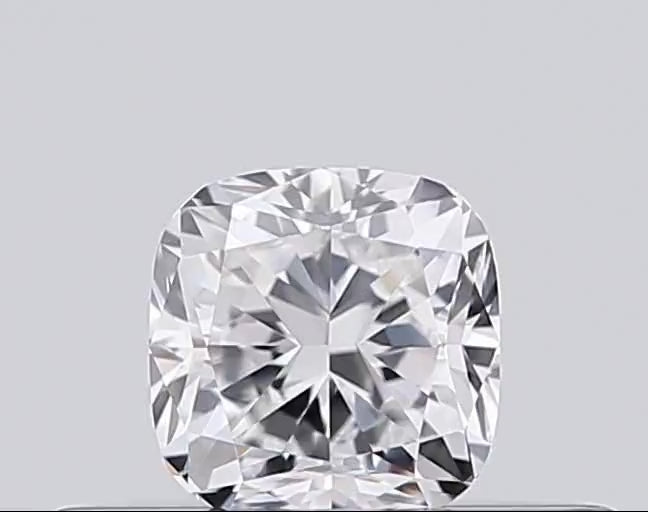 Cushion brilliant 0.30ct E VVS1