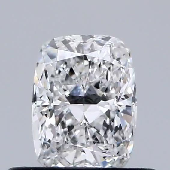 Cushion brilliant 0.45ct E VS2