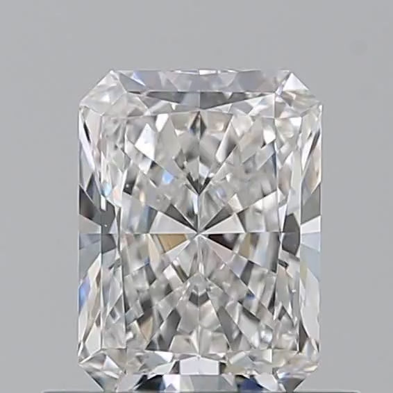 Radiant 0.70ct G VS1