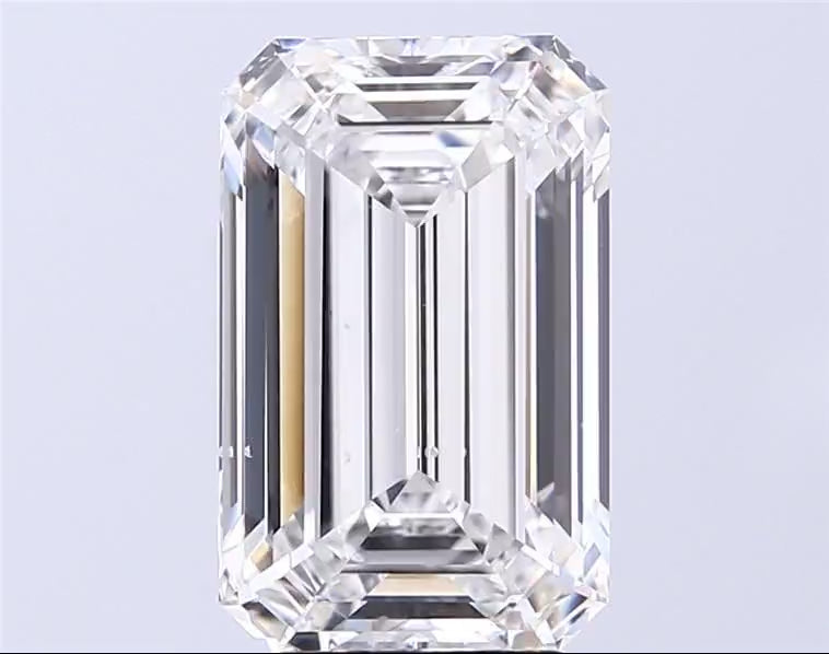 Emerald 5.02ct E VS2